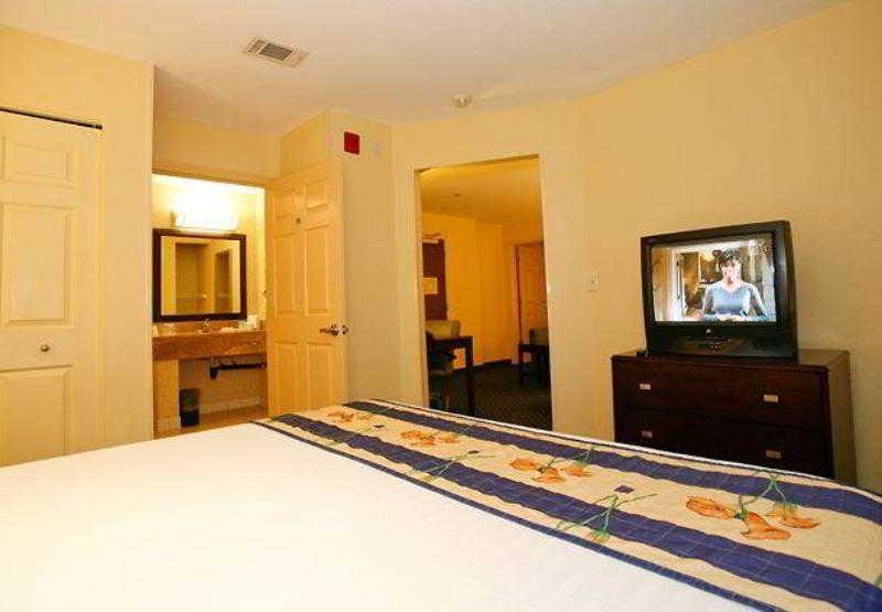 Best Western Hesperia-Victorville Suites Habitación foto